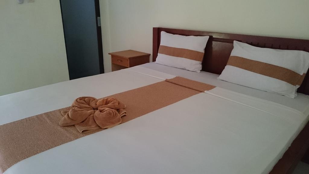 Barracuda Beach Hostel Amed  Ngoại thất bức ảnh